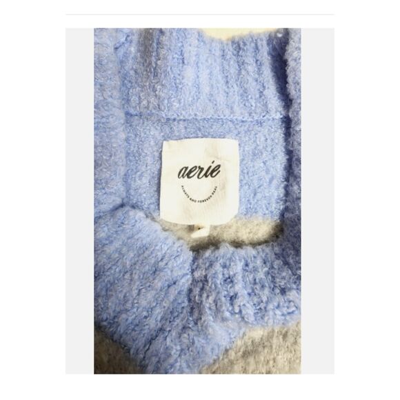 Aerie Women’s Blue Gray Striped Long Sleeve Sweater Small Soft Knit Pullover (1) - Picture 7 of 8